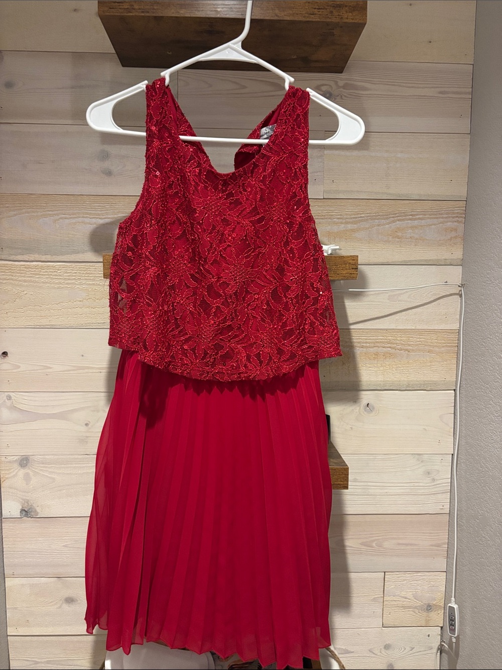 Speechless Red Lace Overlay Pleated Fit & Flare Cocktail Dress Christmas 🎄